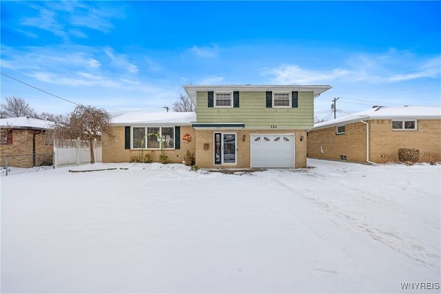121 Elmsford Drive, West Seneca, NY 14224