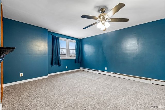 121 Elmsford Drive, West Seneca, NY 14224