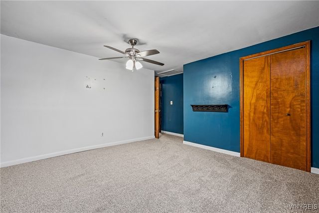 121 Elmsford Drive, West Seneca, NY 14224