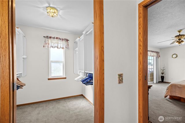 103 W Little Island Road, Cathlamet, WA 98612