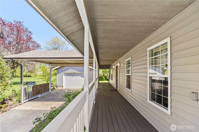 103 W Little Island Road, Cathlamet, WA 98612