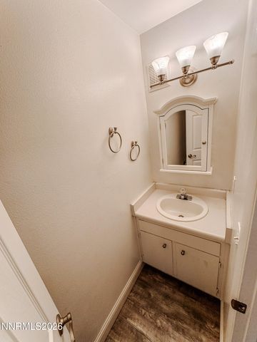 1363 Waterloo Lane APT E, Gardnerville, NV 89410