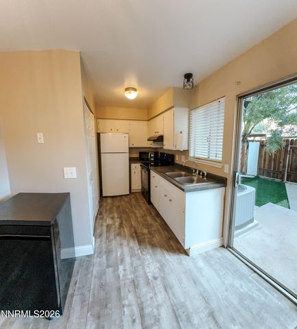 1363 Waterloo Lane APT E, Gardnerville, NV 89410