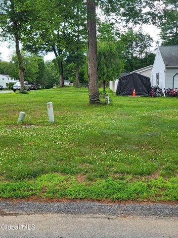 24 Rolling Hills Drive, Wilton, NY 12831