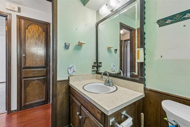 5224 S Briarwood Drive, Oklahoma City, OK 73135