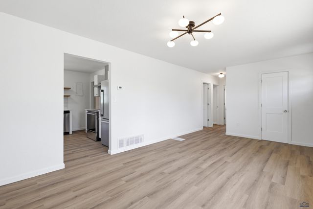 3950 TWILIGHT DR, Rapid City, SD 57703