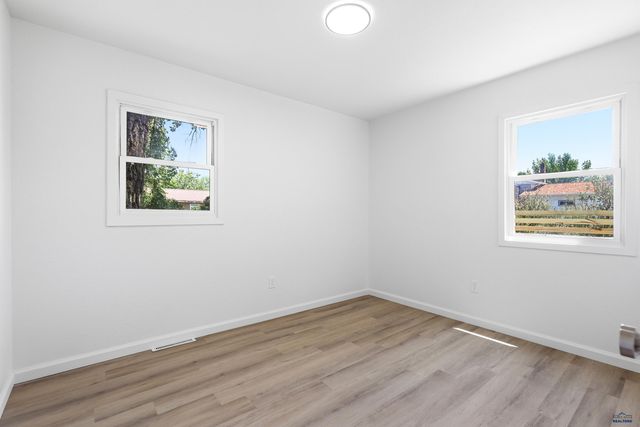 3950 TWILIGHT DR, Rapid City, SD 57703