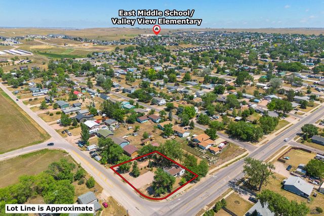 3950 TWILIGHT DR, Rapid City, SD 57703