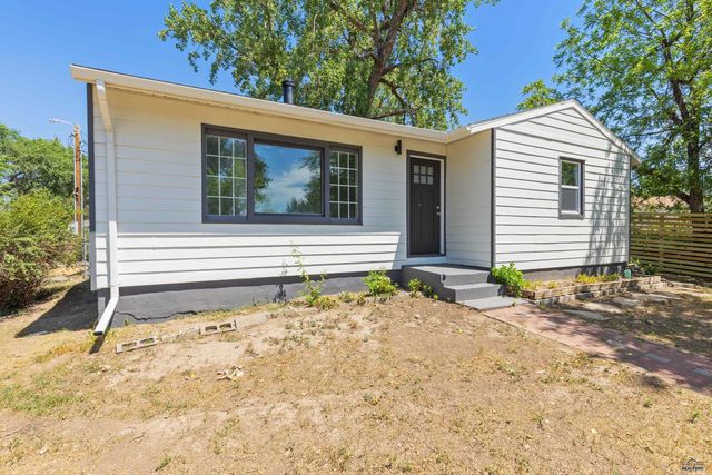 3950 TWILIGHT DR, Rapid City, SD 57703