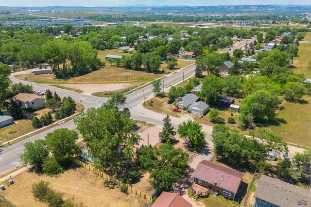 3950 TWILIGHT DR, Rapid City, SD 57703