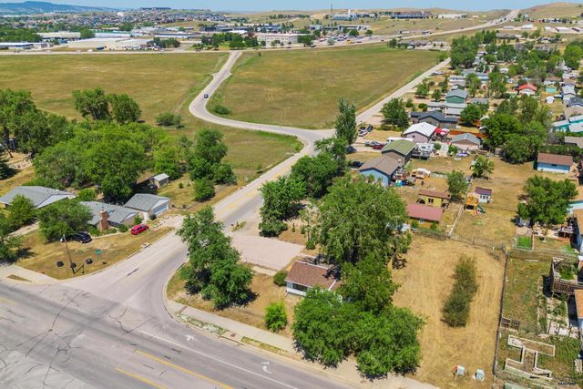 3950 TWILIGHT DR, Rapid City, SD 57703