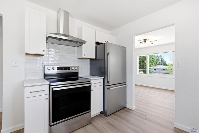 3950 TWILIGHT DR, Rapid City, SD 57703
