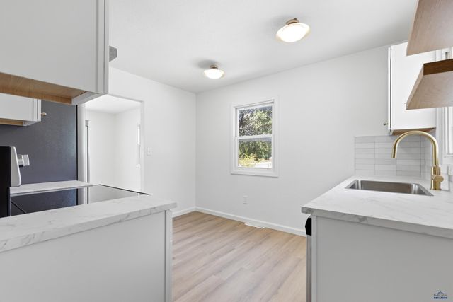 3950 TWILIGHT DR, Rapid City, SD 57703