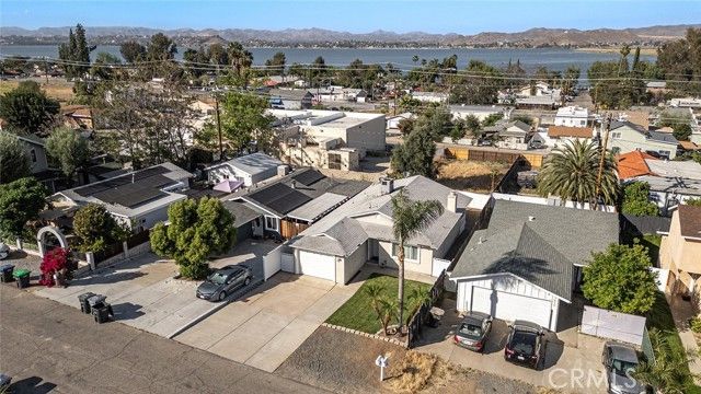 17616 Sutherland, Lake Elsinore, CA 92530