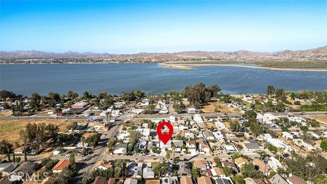 17616 Sutherland, Lake Elsinore, CA 92530
