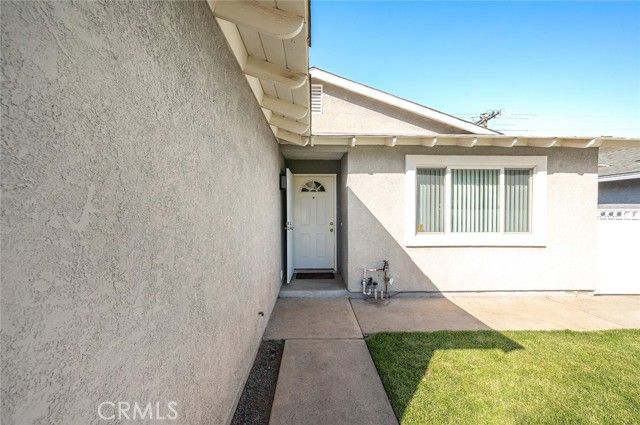 17616 Sutherland, Lake Elsinore, CA 92530