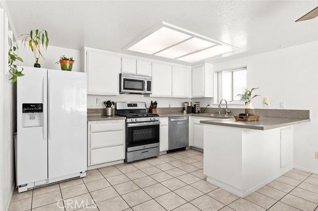 17616 Sutherland, Lake Elsinore, CA 92530