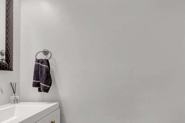 854 Cambridge Place 128C, Wheeling, IL 60090