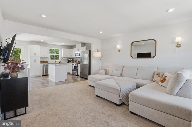 224 ROTHBERG DR, Williamstown, NJ 08094