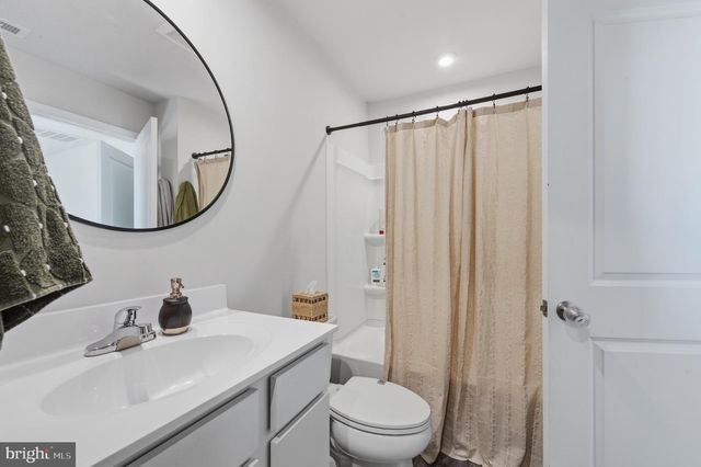 224 ROTHBERG DR, Williamstown, NJ 08094