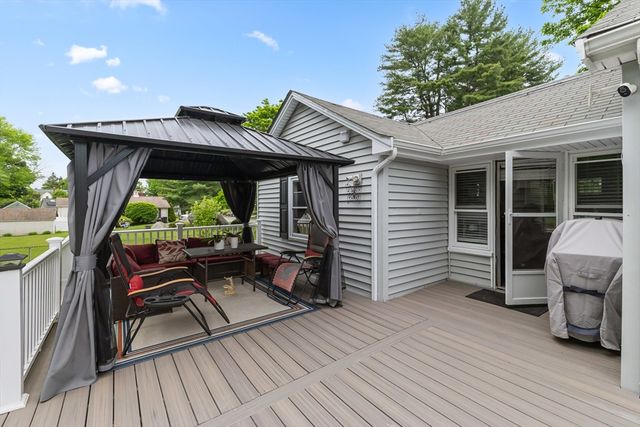 21 William Ward, Uxbridge, MA 01569