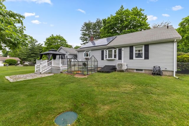 21 William Ward, Uxbridge, MA 01569