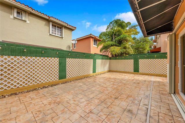 7773 SW 94th Ln, Miami, FL 33156