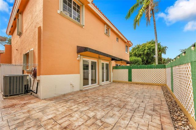 7773 SW 94th Ln, Miami, FL 33156