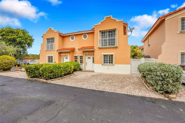 7773 SW 94th Ln, Miami, FL 33156