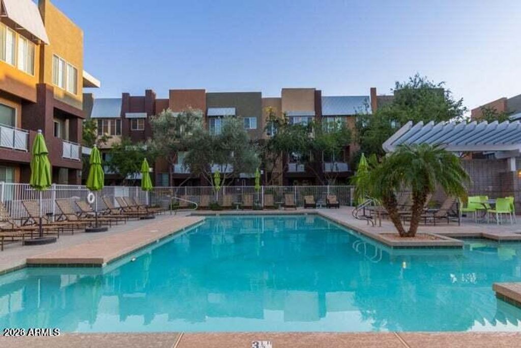 6605 N 93rd Avenue Unit 1041, Glendale, AZ 85305