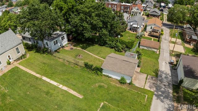 2618 Pearl Avenue, St Louis, MO 63139