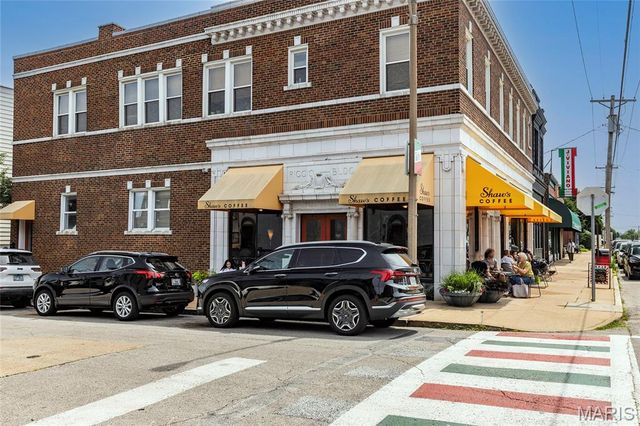 2618 Pearl Avenue, St Louis, MO 63139