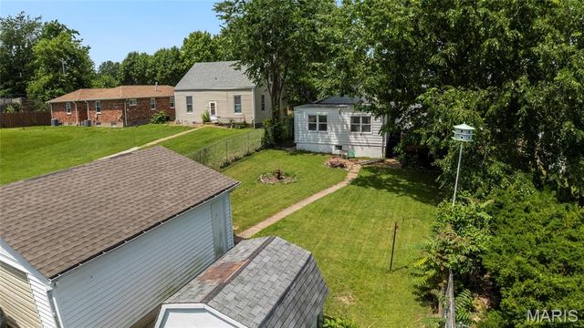2618 Pearl Avenue, St Louis, MO 63139