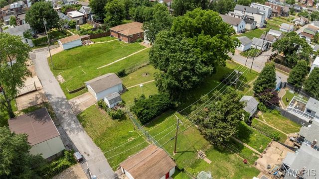 2618 Pearl Avenue, St Louis, MO 63139