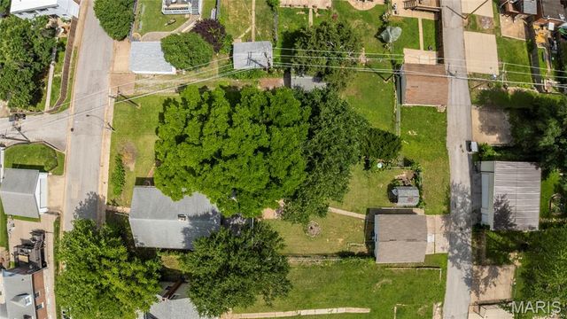 2618 Pearl Avenue, St Louis, MO 63139