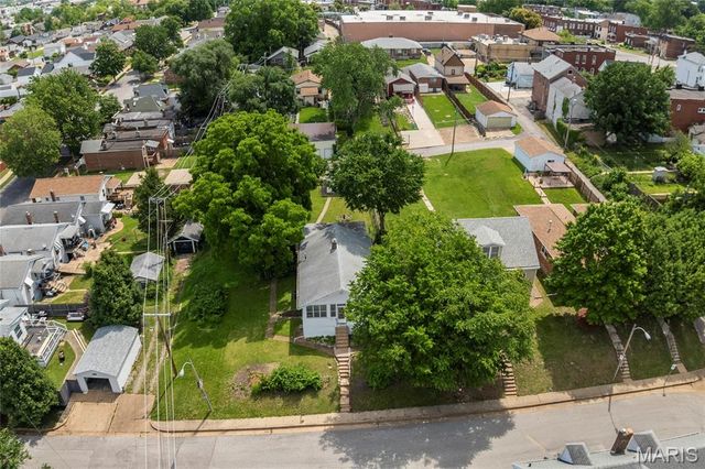 2618 Pearl Avenue, St Louis, MO 63139