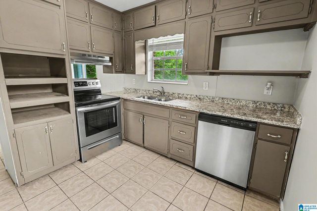3080 TERESA DRIVE, Fultondale, AL 35217