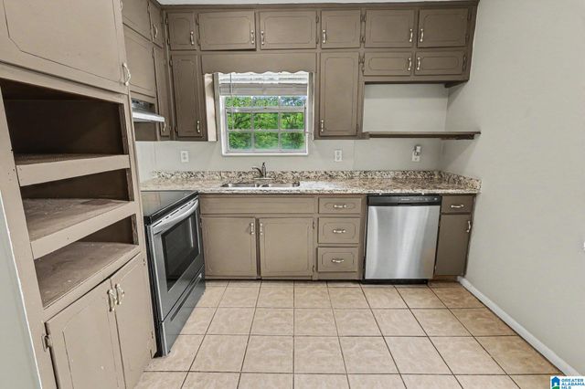 3080 TERESA DRIVE, Fultondale, AL 35217