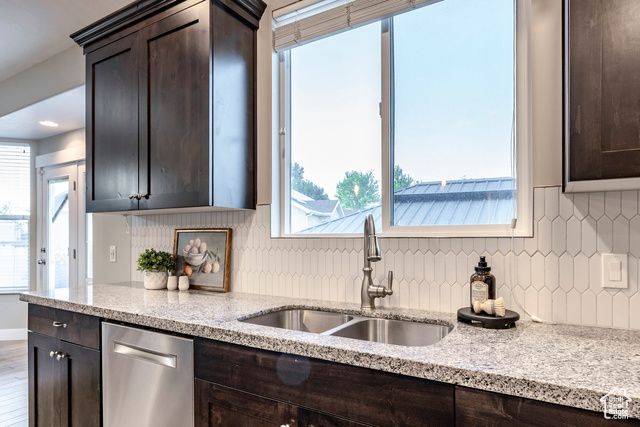 681 S VANCE DR, Layton, UT 84041