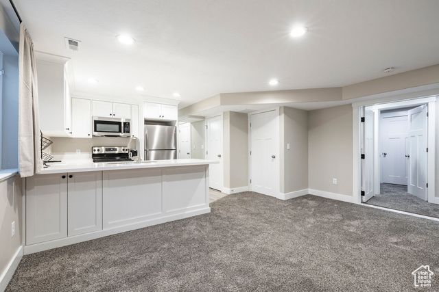 681 S VANCE DR, Layton, UT 84041