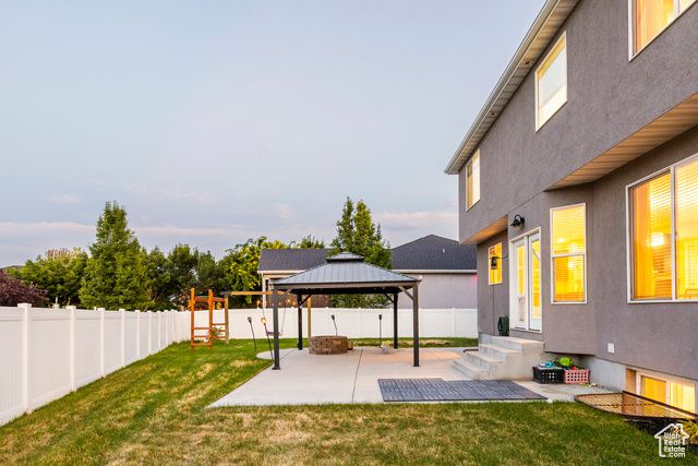 681 S VANCE DR, Layton, UT 84041