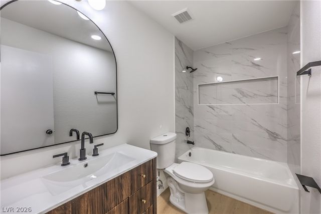 2717 Otter Creek Court 202, Las Vegas, NV 89117
