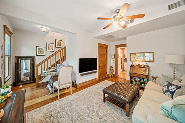 1448 W George Street, Chicago, IL 60657