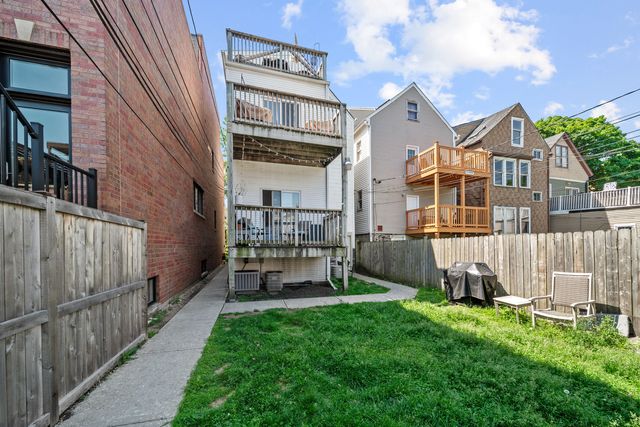 1448 W George Street, Chicago, IL 60657