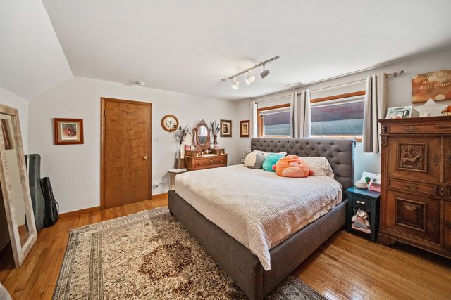 1448 W George Street, Chicago, IL 60657