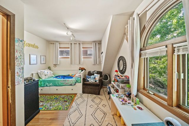 1448 W George Street, Chicago, IL 60657