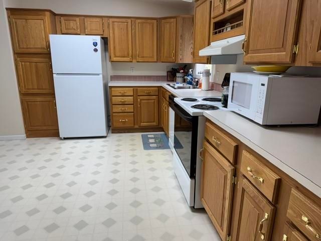 637 Benton Drive, Laconia, NH 03264