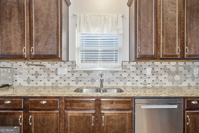 4929 Parke Brook Drive, Acworth, GA 30101