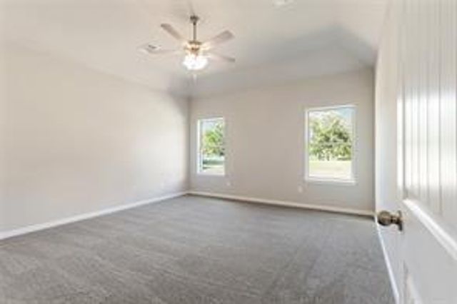 264 S Amherst Drive, West Columbia, TX 77486