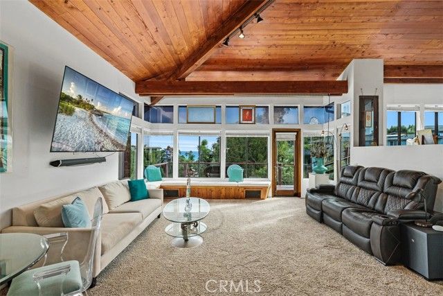 237 W Avenida Alessandro, San Clemente, CA 92672